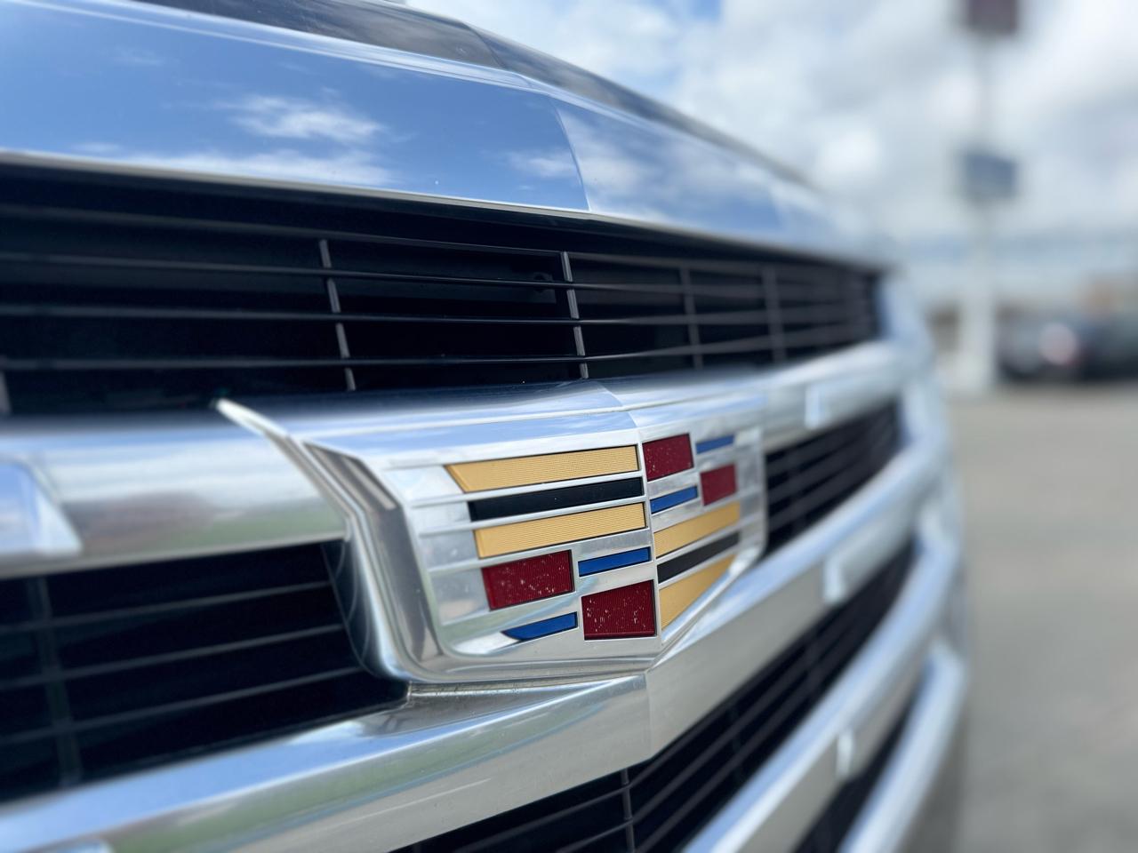 Cadillac Escalade ESV Luxury 4WD 2016