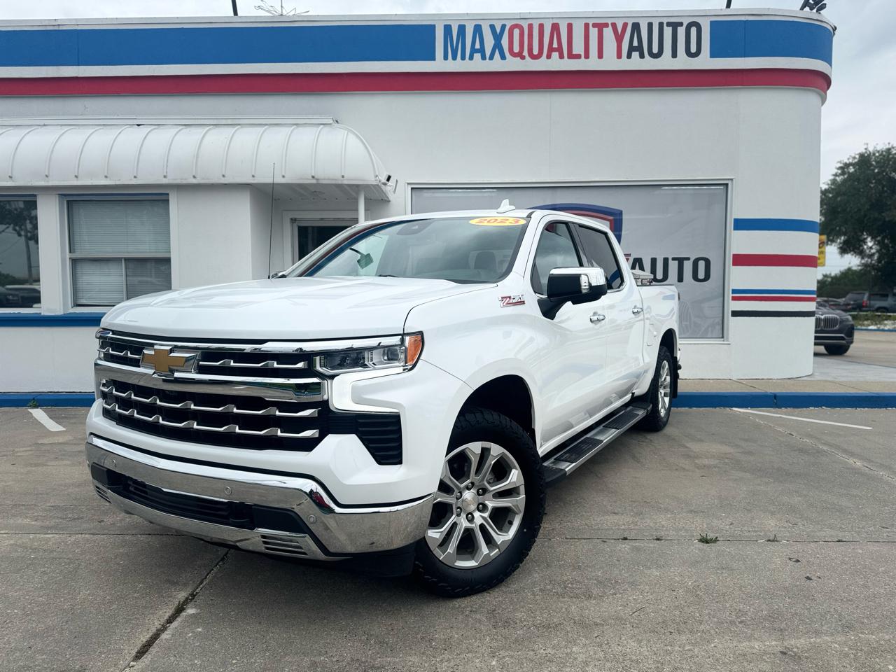 Chevrolet Silverado 1500 LTZ Crew Cab 4WD 2023