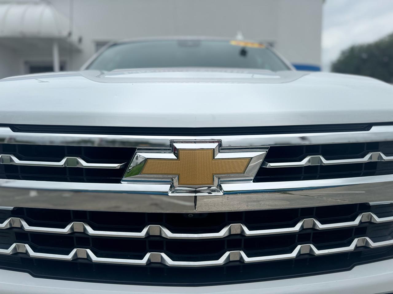 Chevrolet Silverado 1500 LTZ Crew Cab 4WD 2023