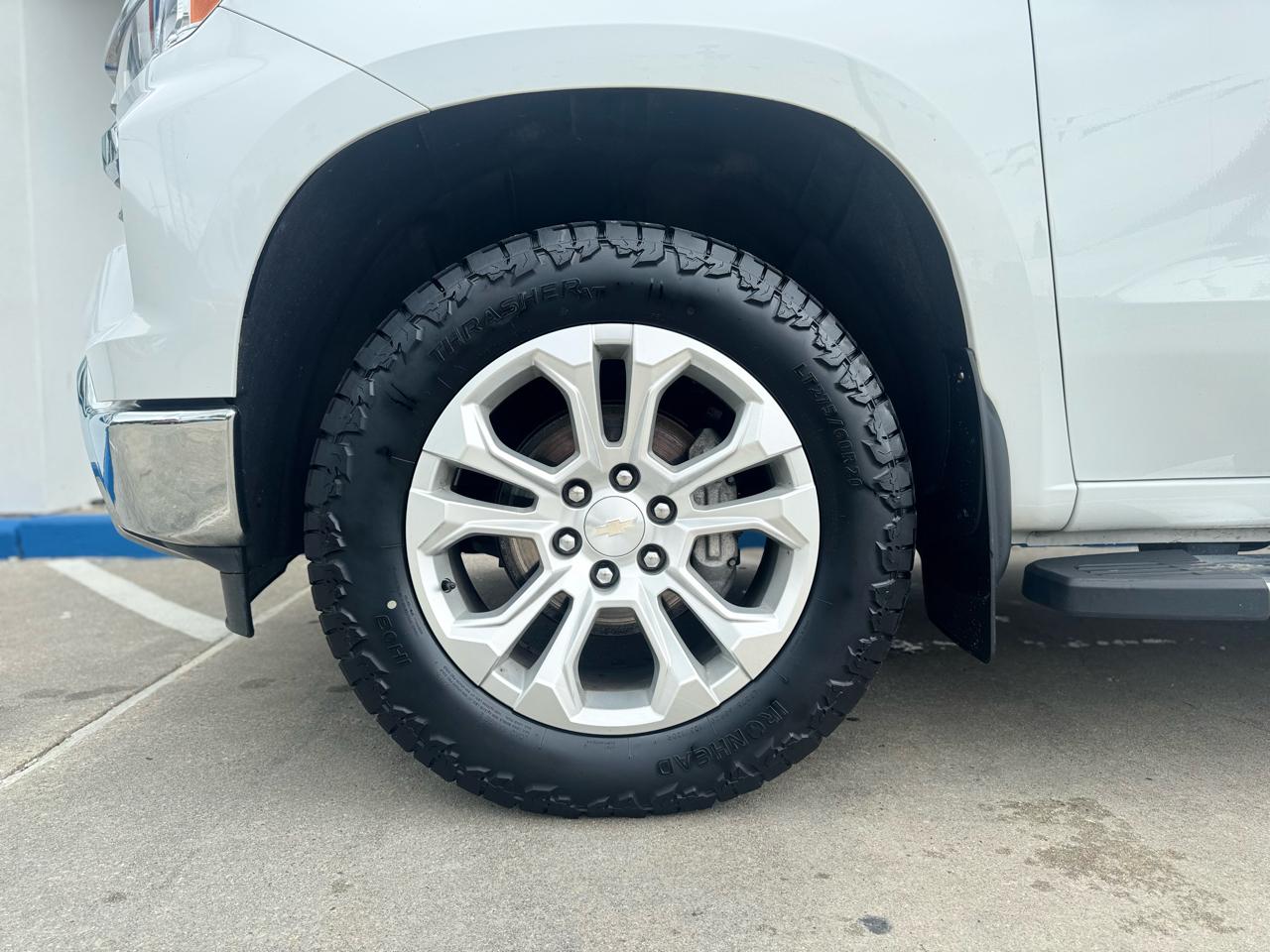 Chevrolet Silverado 1500 LTZ Crew Cab 4WD 2023