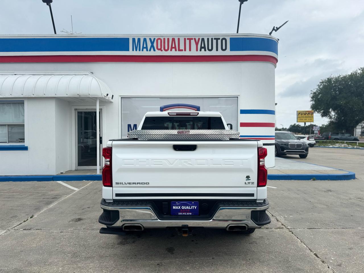 Chevrolet Silverado 1500 LTZ Crew Cab 4WD 2023