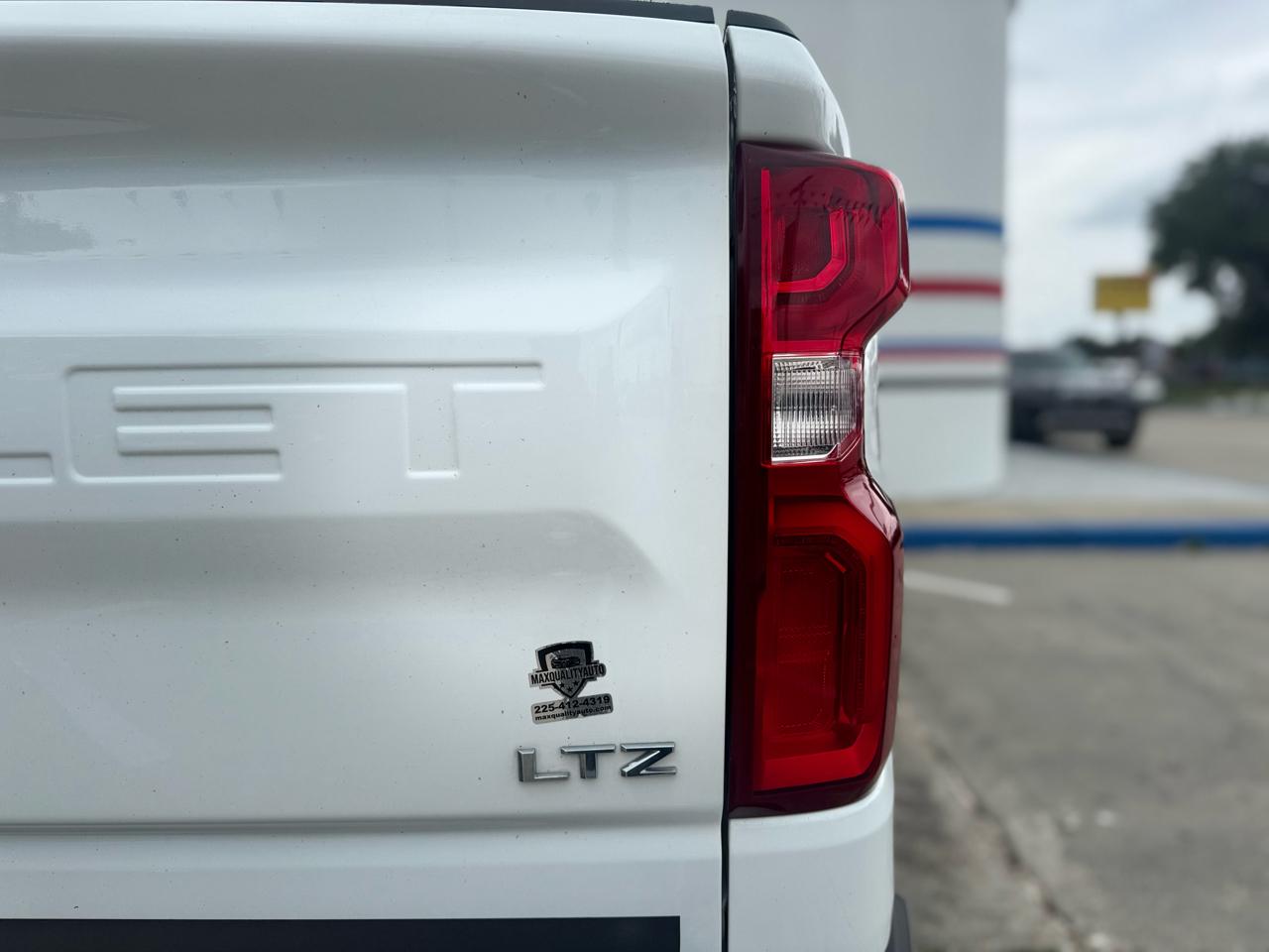 Chevrolet Silverado 1500 LTZ Crew Cab 4WD 2023