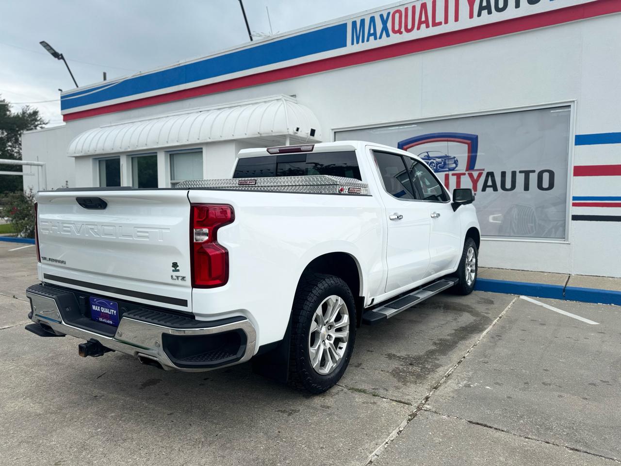 Chevrolet Silverado 1500 LTZ Crew Cab 4WD 2023
