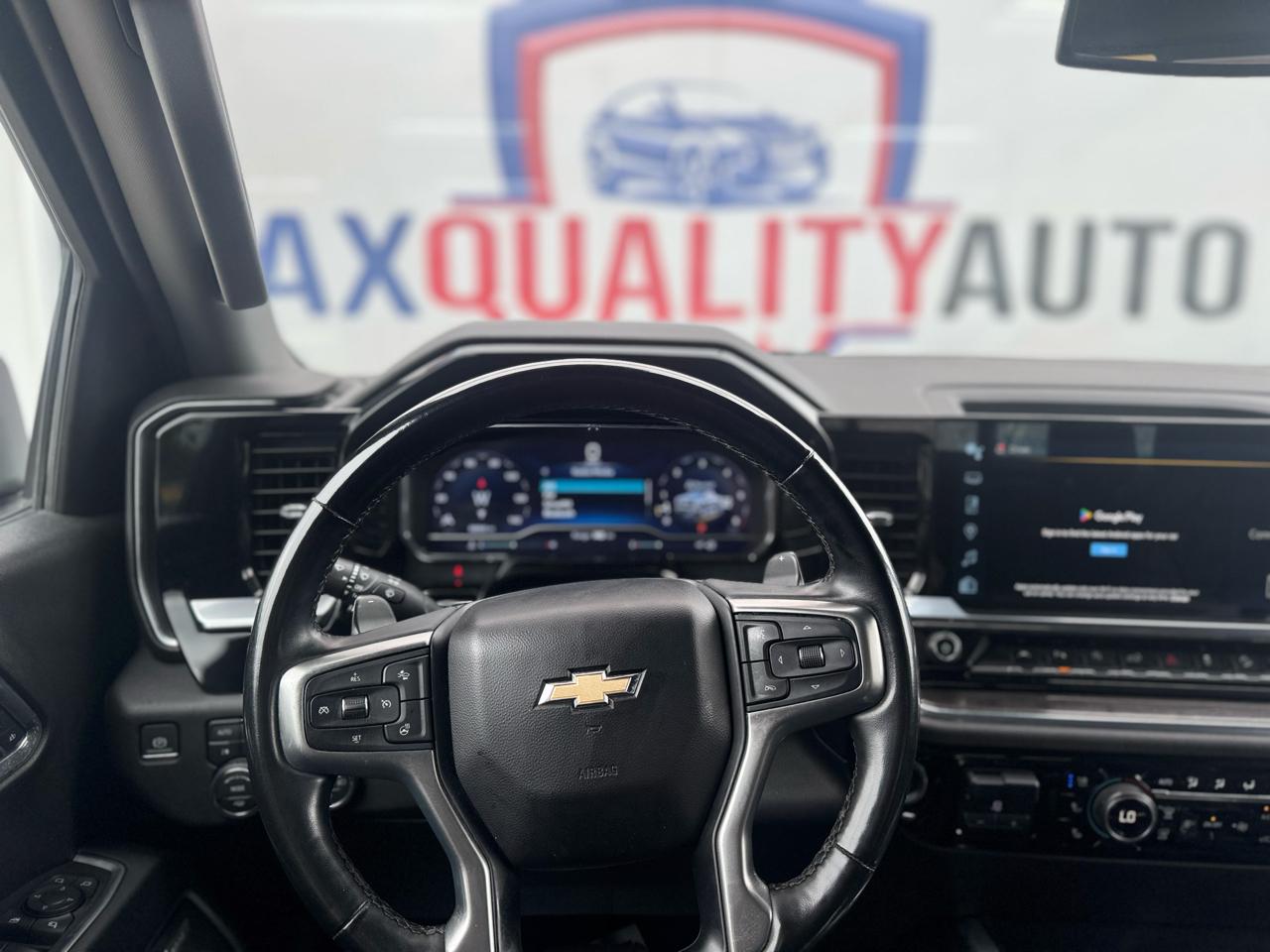 Chevrolet Silverado 1500 LTZ Crew Cab 4WD 2023