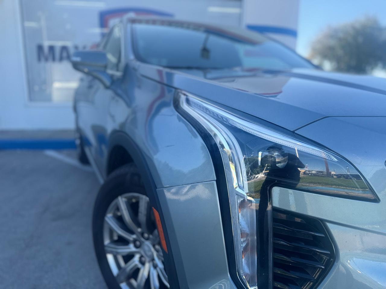 Cadillac XT4 Premium Luxury AWD 2023