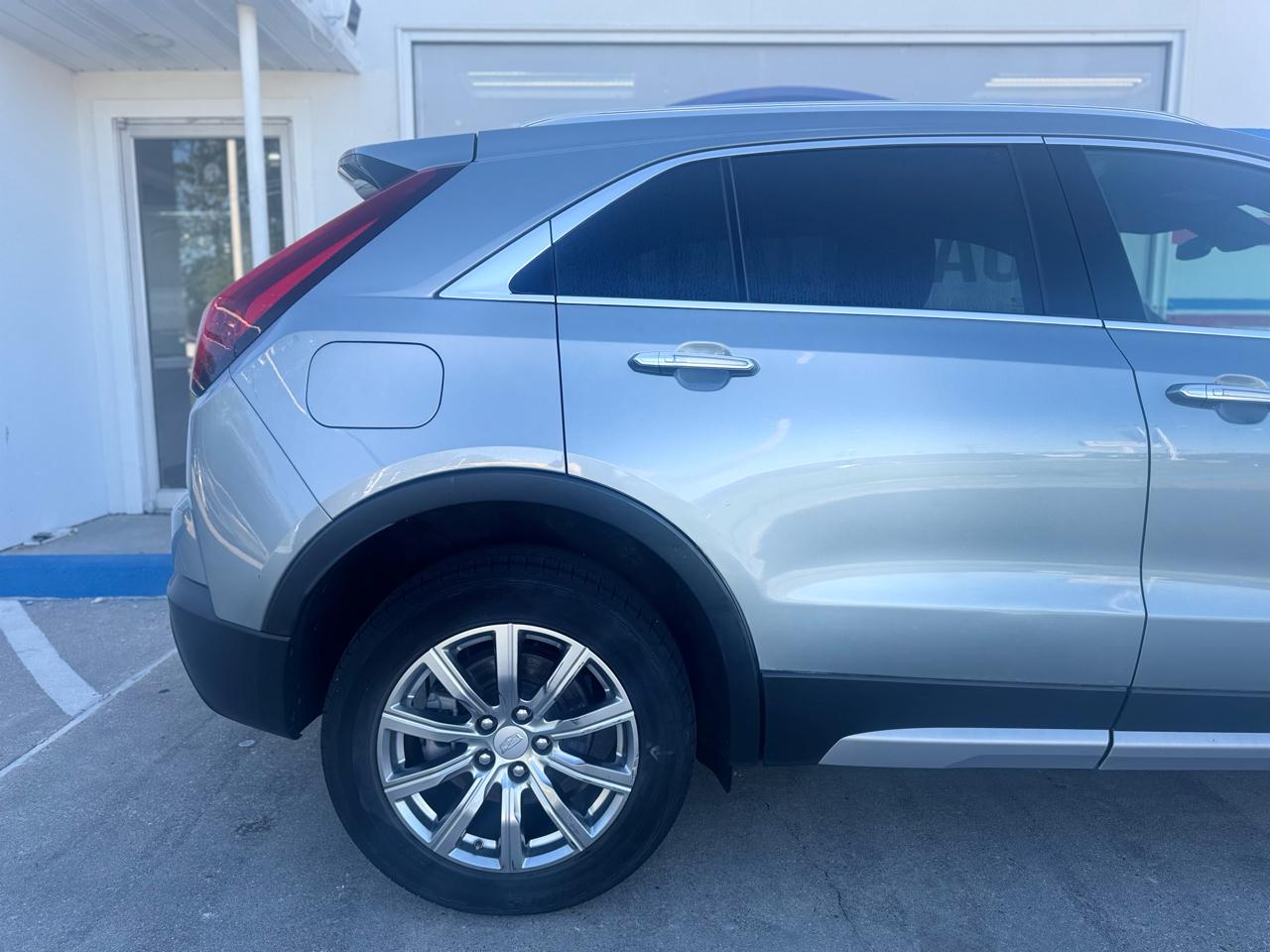 Cadillac XT4 Premium Luxury AWD 2023