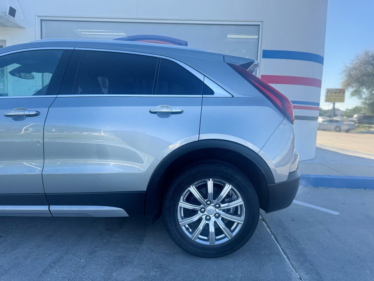 Cadillac XT4 Premium Luxury AWD 2023