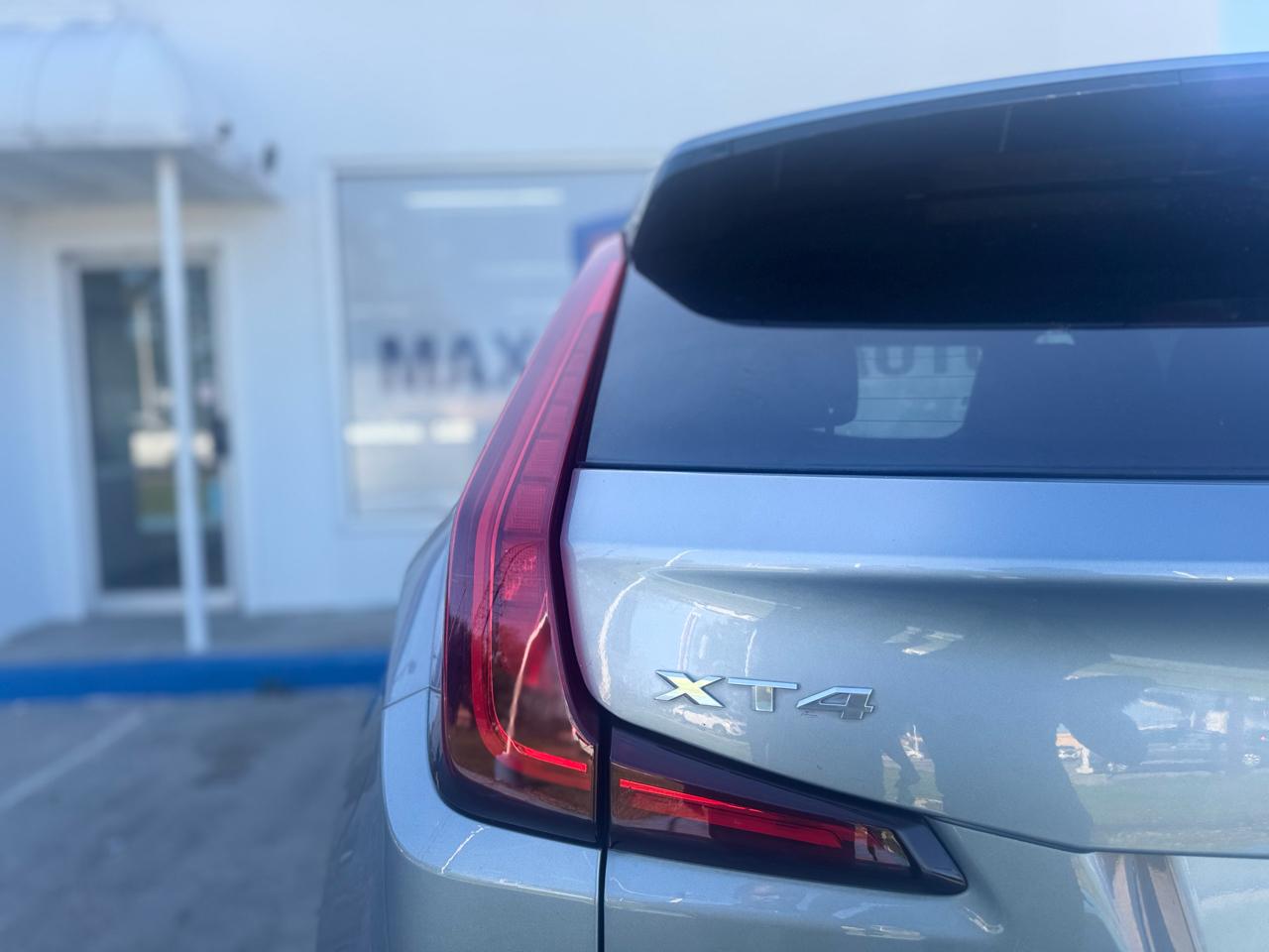 Cadillac XT4 Premium Luxury AWD 2023