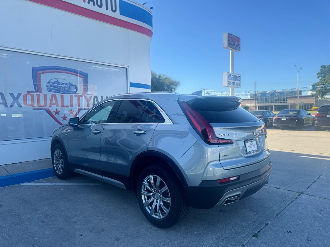 Cadillac XT4 Premium Luxury AWD 2023