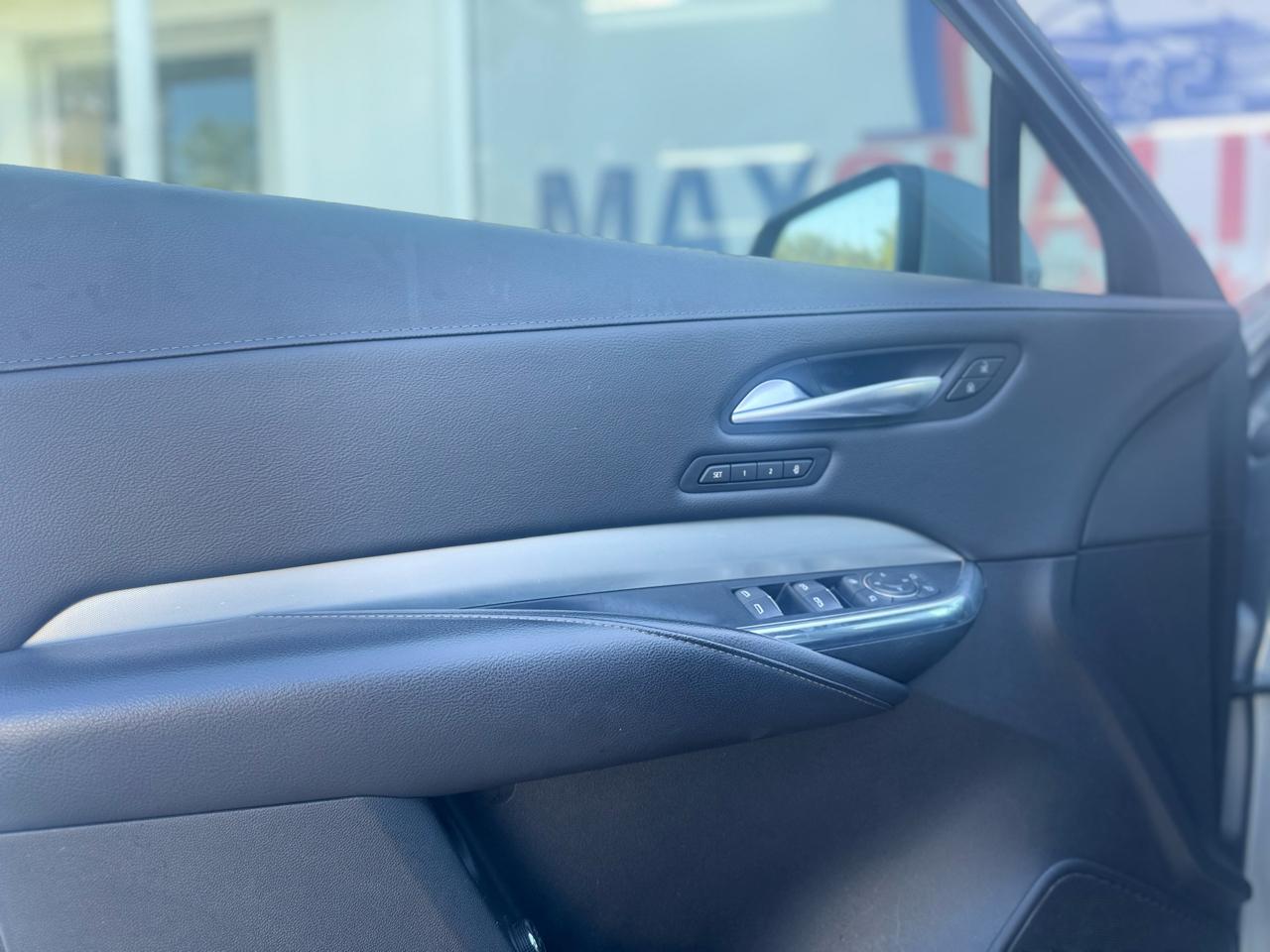 Cadillac XT4 Premium Luxury AWD 2023