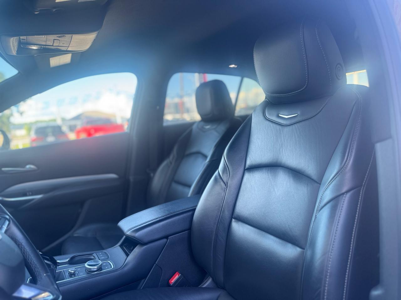 Cadillac XT4 Premium Luxury AWD 2023