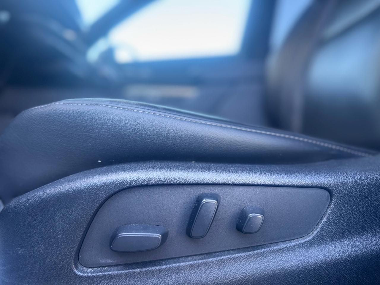 Cadillac XT4 Premium Luxury AWD 2023