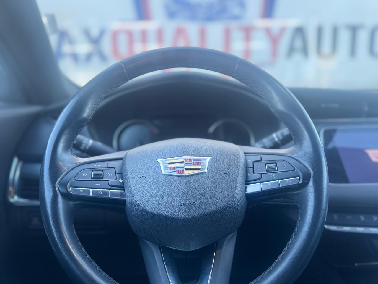 Cadillac XT4 Premium Luxury AWD 2023