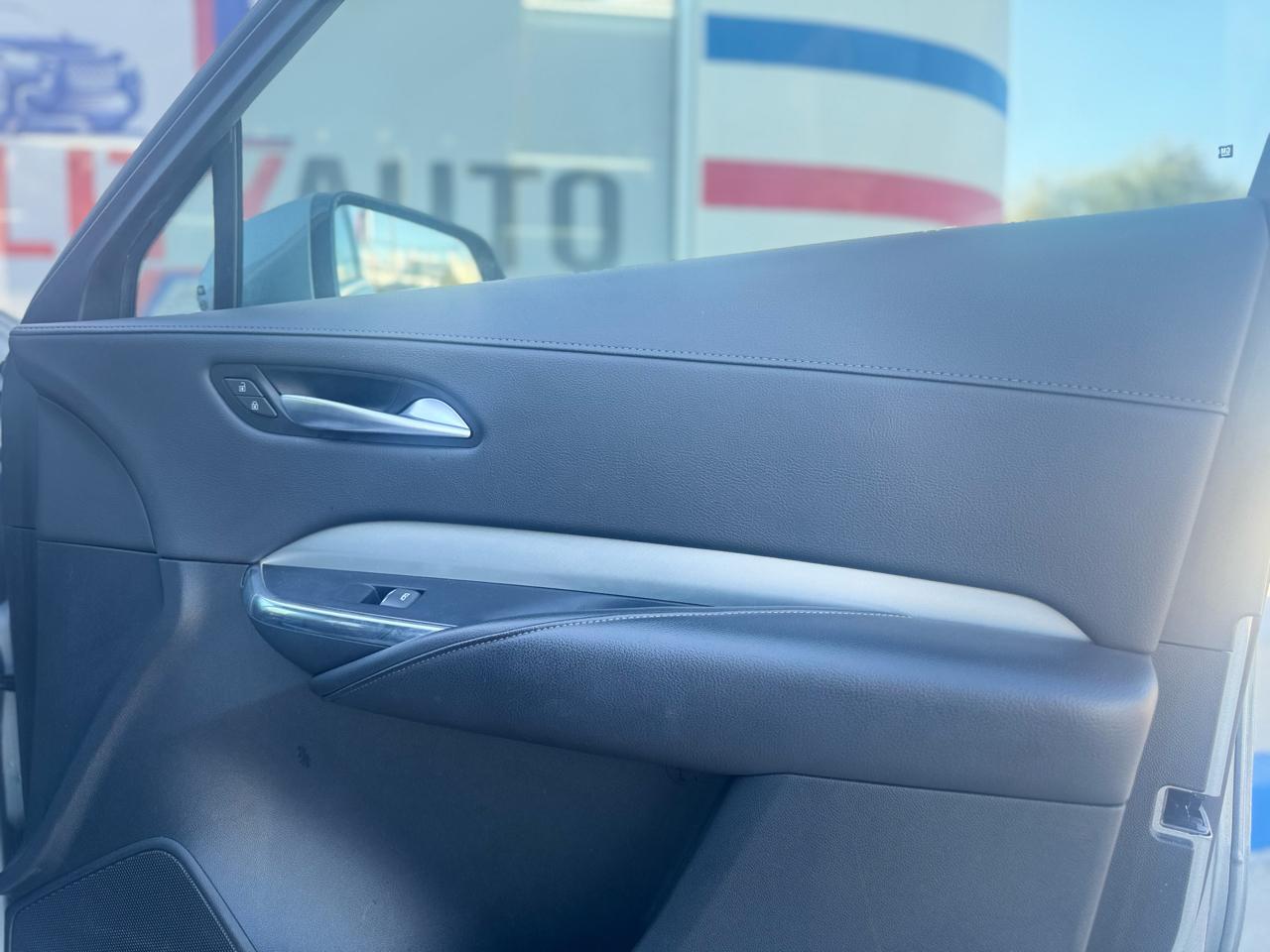 Cadillac XT4 Premium Luxury AWD 2023