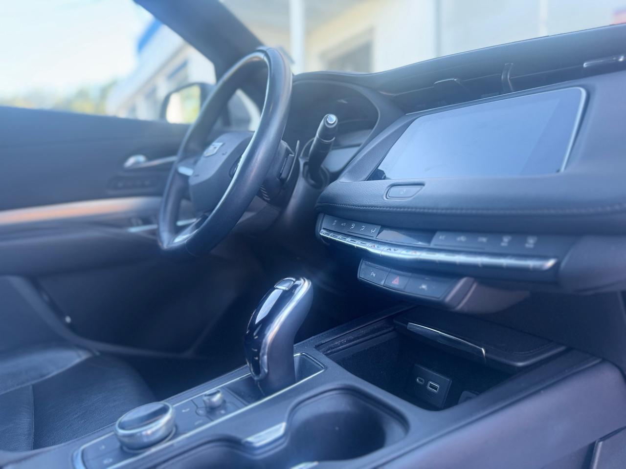 Cadillac XT4 Premium Luxury AWD 2023