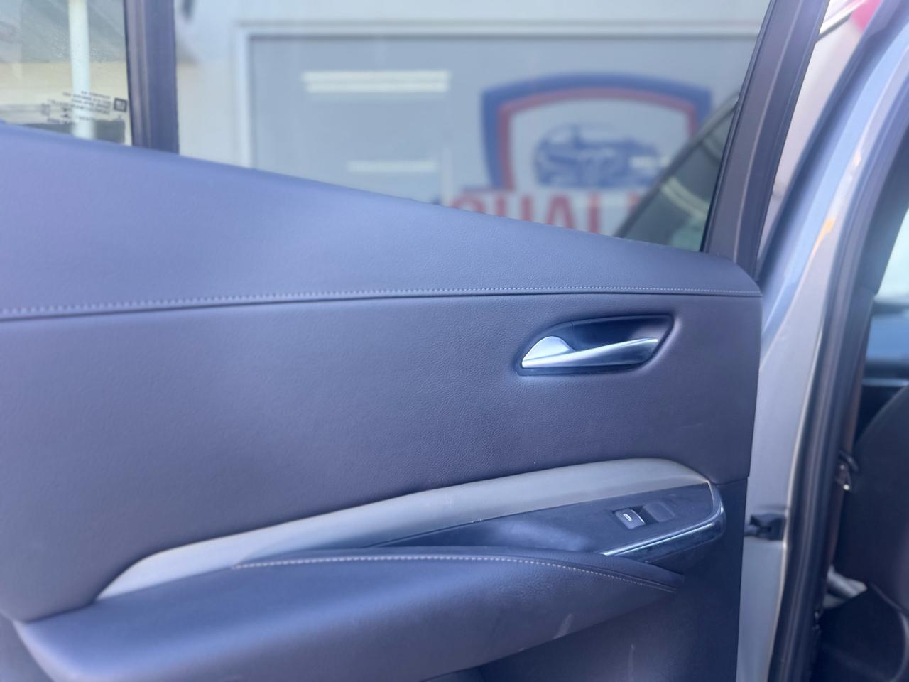 Cadillac XT4 Premium Luxury AWD 2023