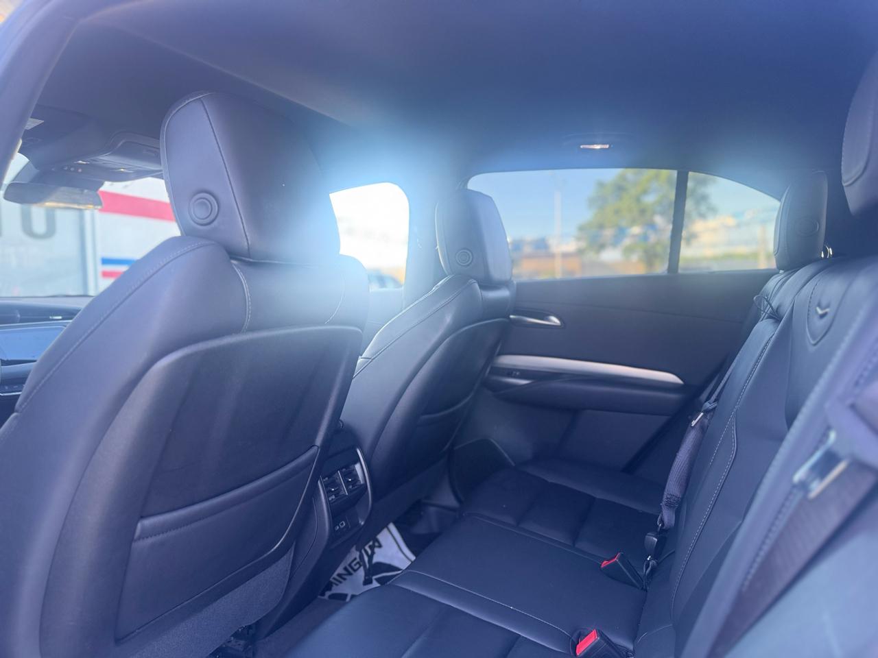 Cadillac XT4 Premium Luxury AWD 2023