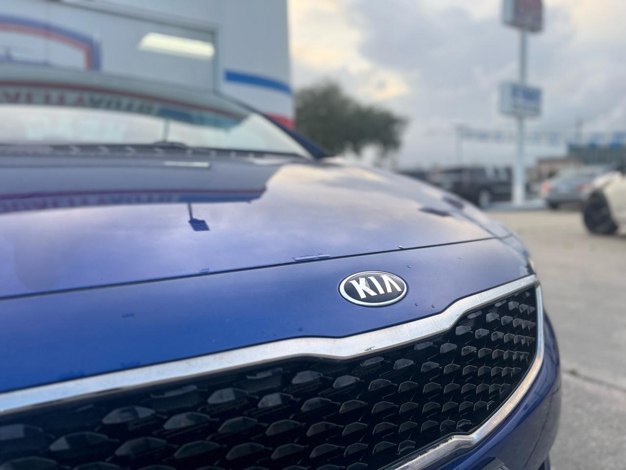 Kia Forte LX 6A 2017