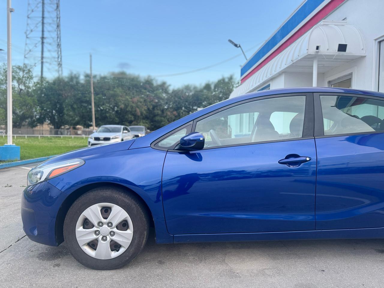 Kia Forte LX 6A 2017