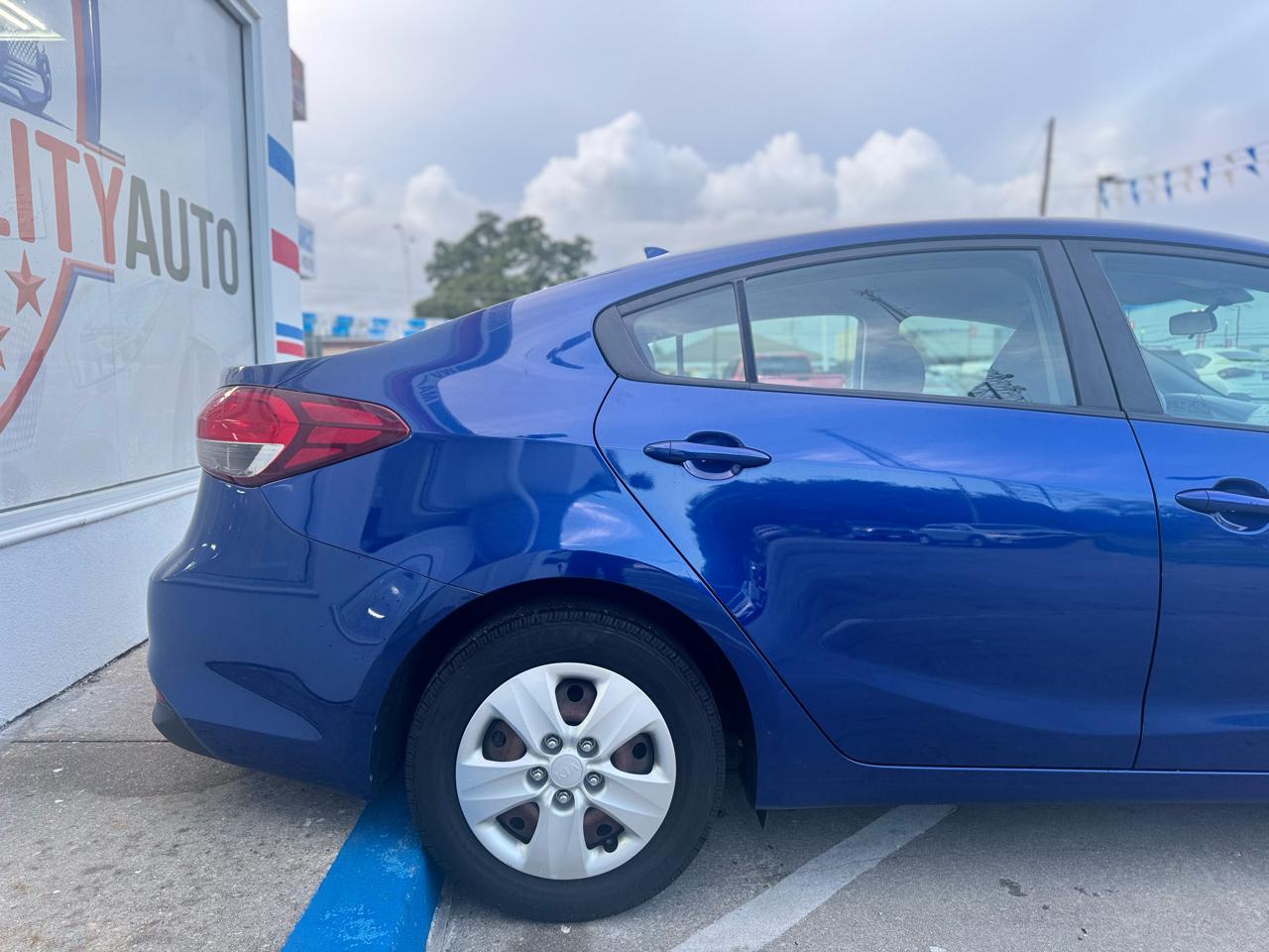 Kia Forte LX 6A 2017