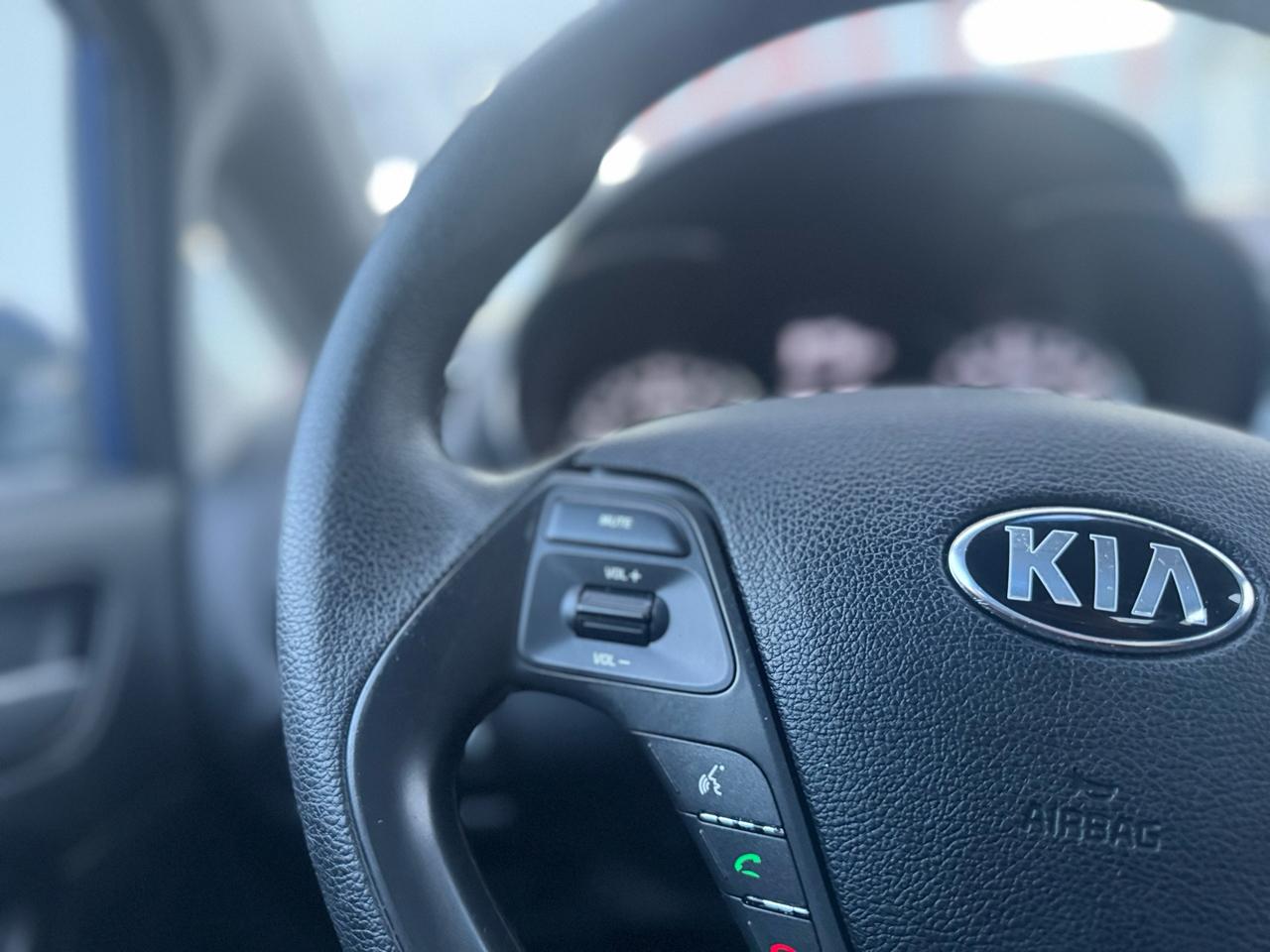 Kia Forte LX 6A 2017