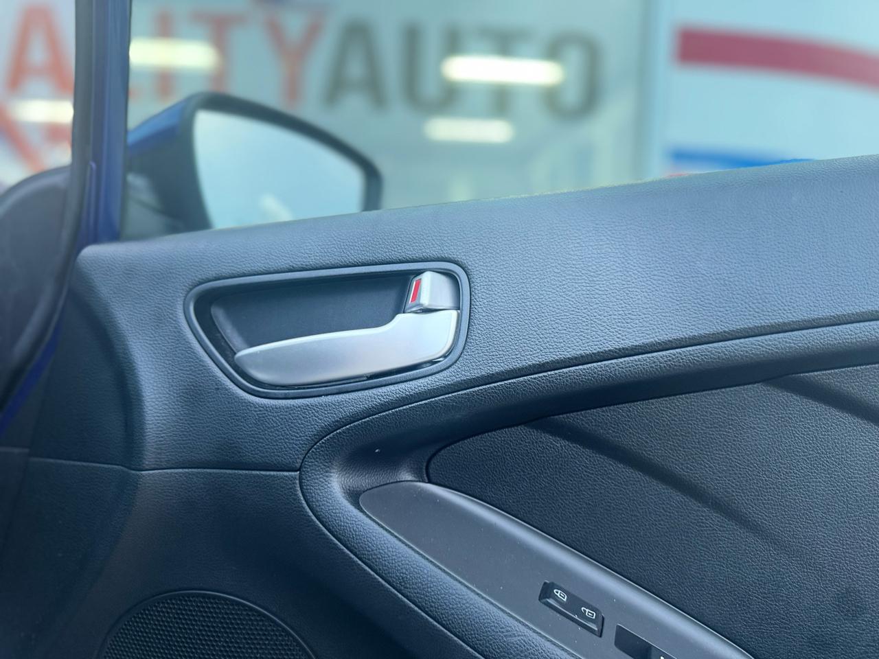 Kia Forte LX 6A 2017