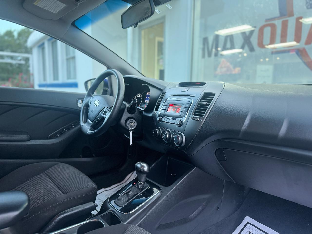 Kia Forte LX 6A 2017