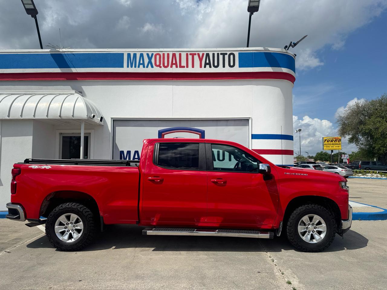 Chevrolet Silverado 1500 LT Crew Cab 4WD 2021