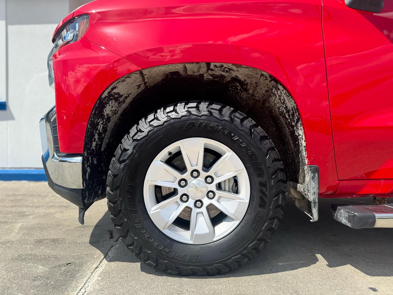 Chevrolet Silverado 1500 LT Crew Cab 4WD 2021