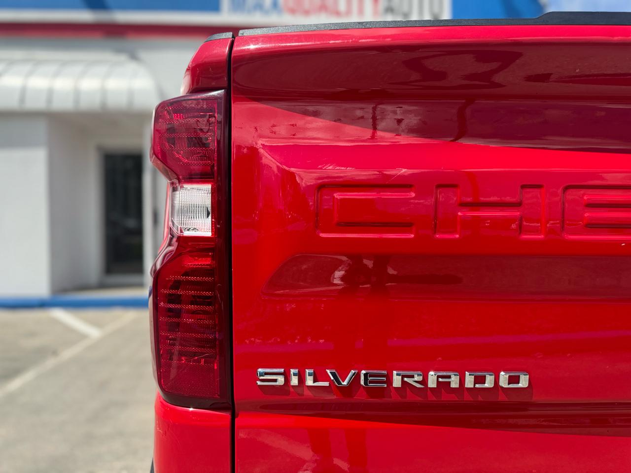 Chevrolet Silverado 1500 LT Crew Cab 4WD 2021