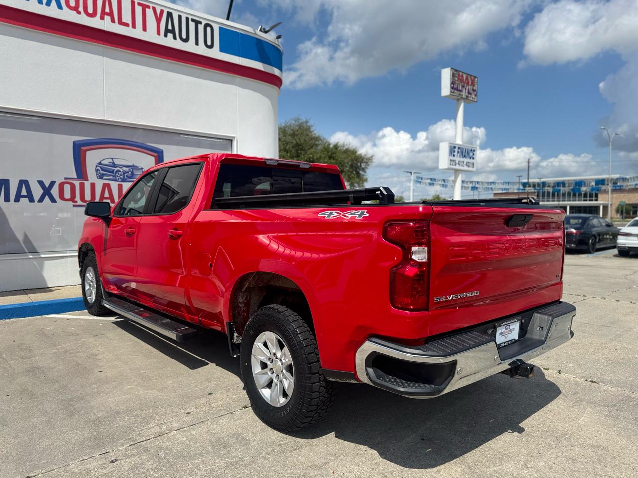 Chevrolet Silverado 1500 LT Crew Cab 4WD 2021