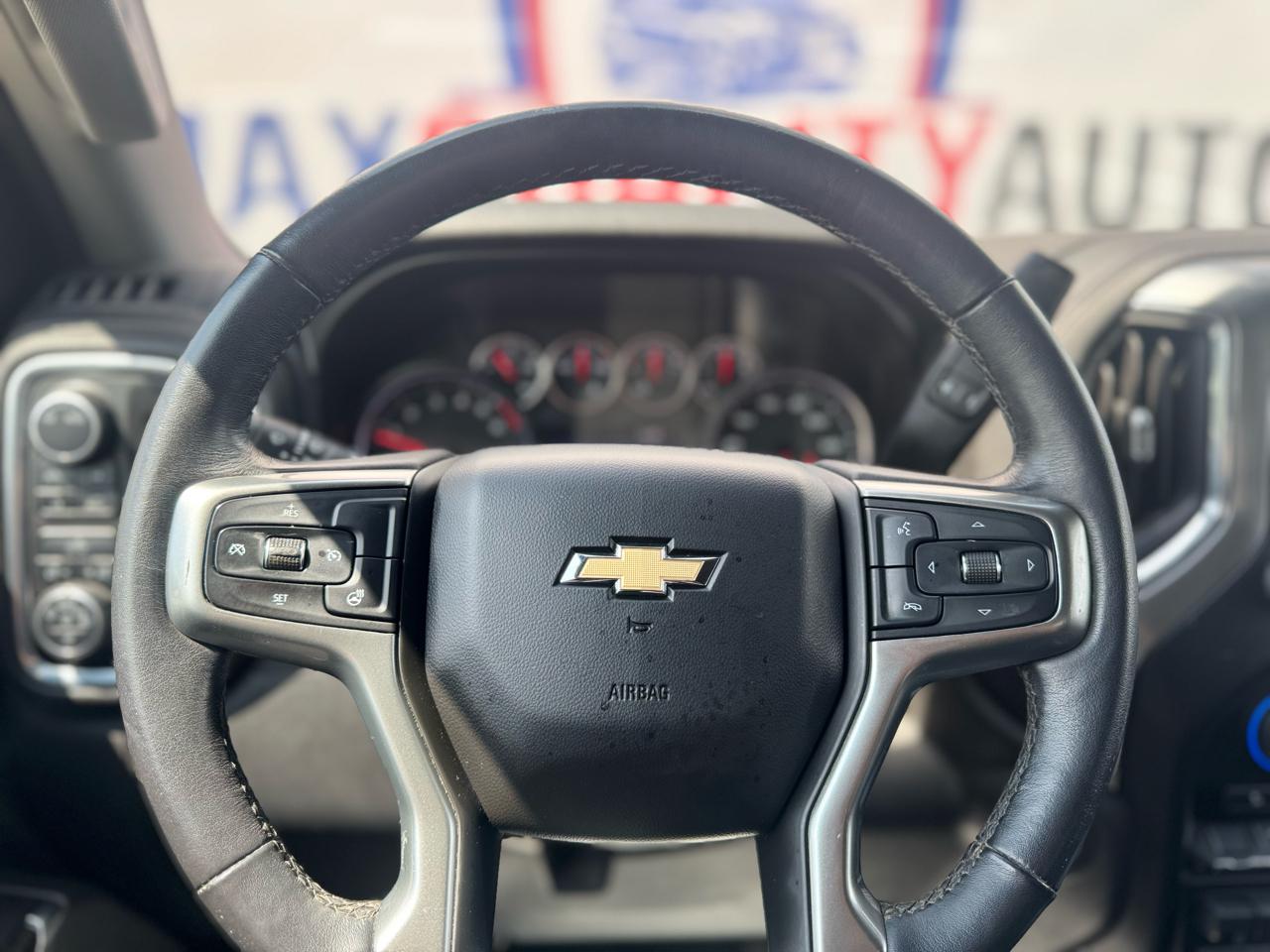 Chevrolet Silverado 1500 LT Crew Cab 4WD 2021