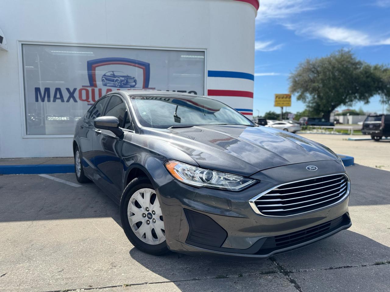 Ford Fusion S 2019