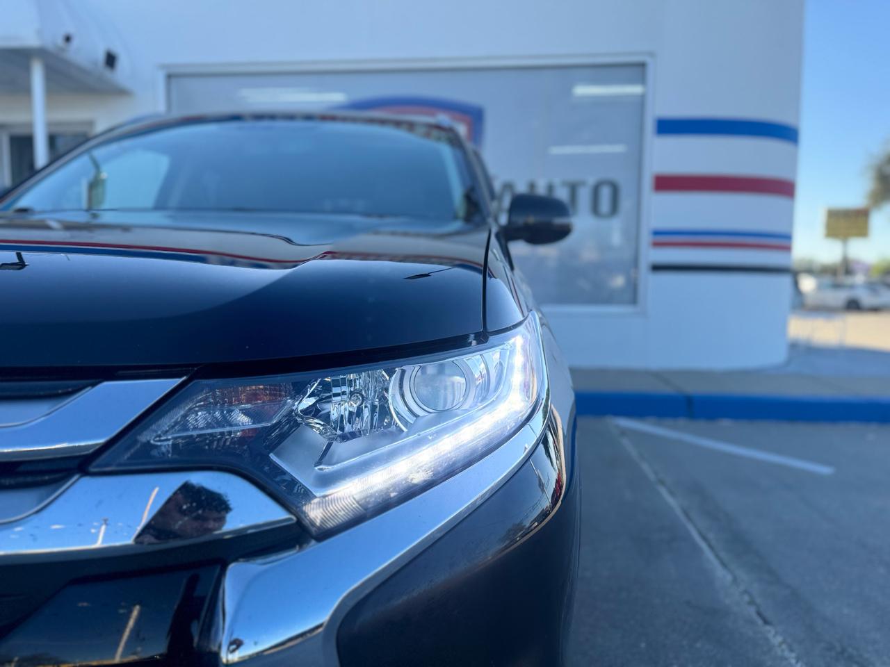 Mitsubishi Outlander SEL AWD 2018