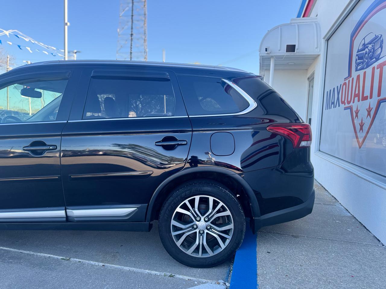 Mitsubishi Outlander SEL AWD 2018