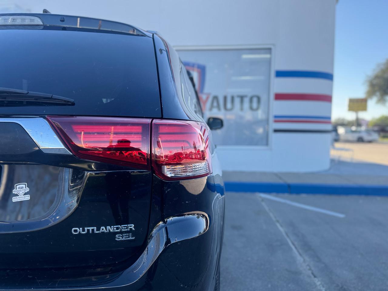 Mitsubishi Outlander SEL AWD 2018