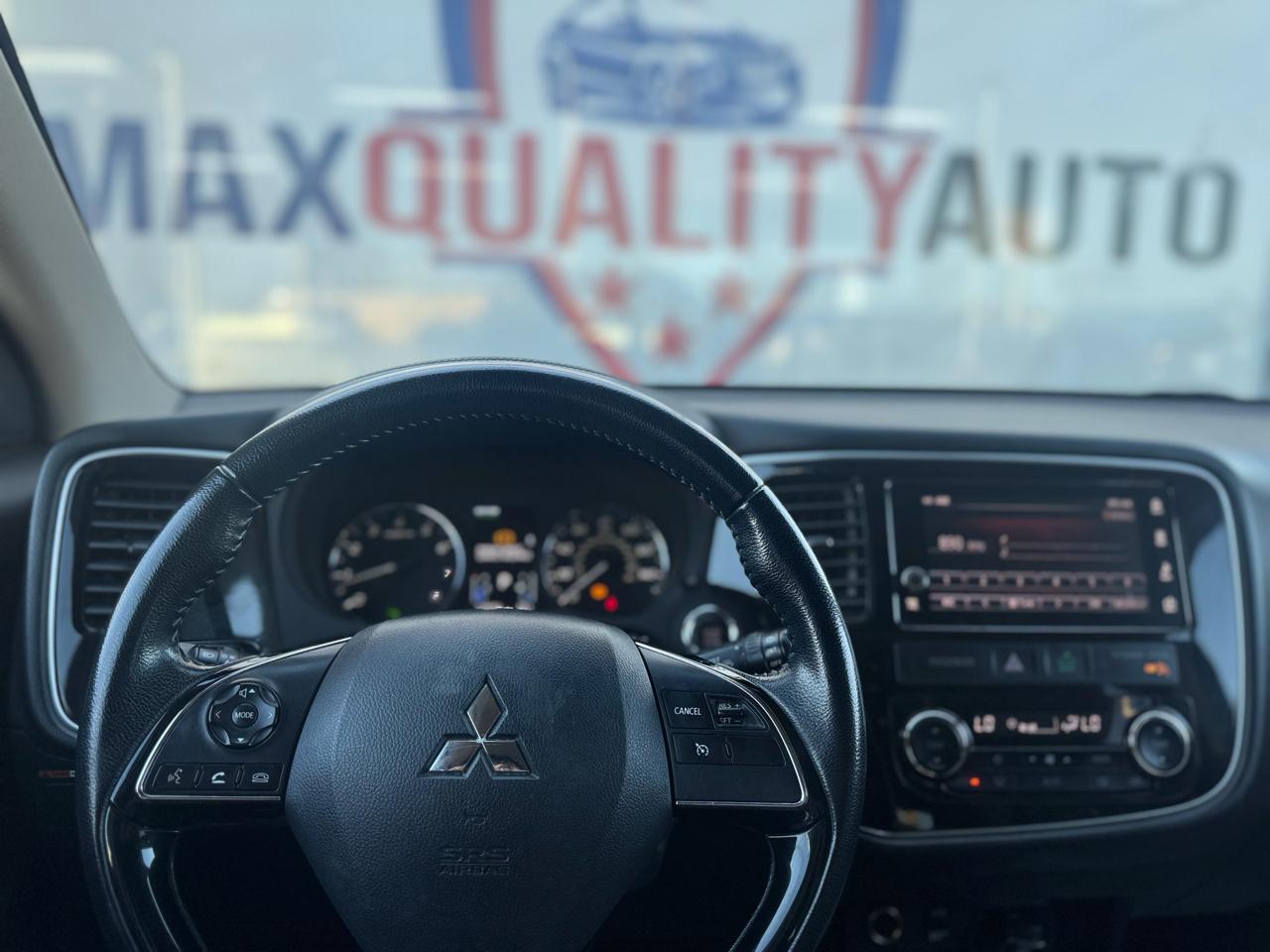 Mitsubishi Outlander SEL AWD 2018