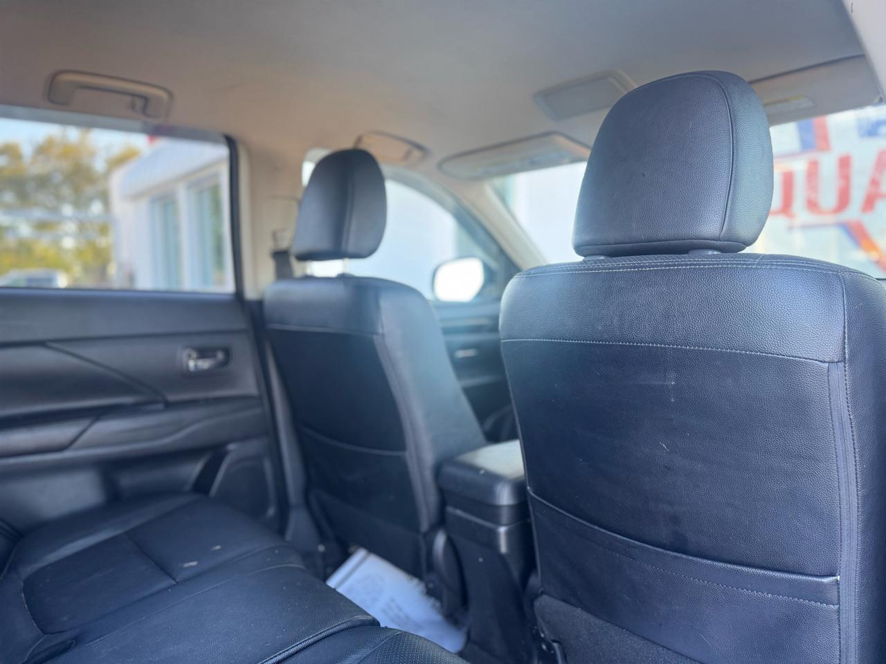 Mitsubishi Outlander SEL AWD 2018