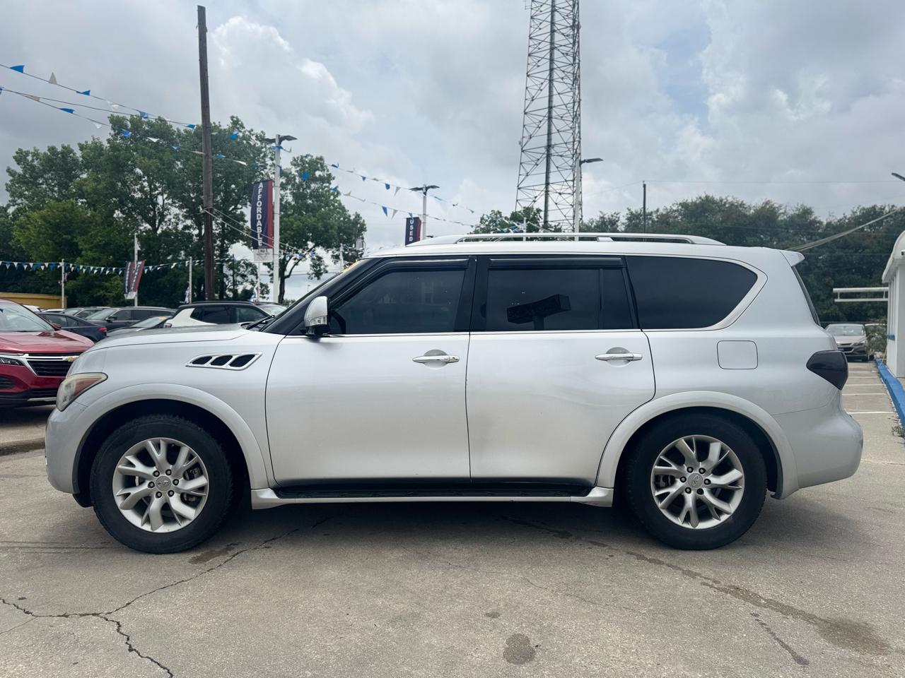 Infiniti QX56 4WD 2013