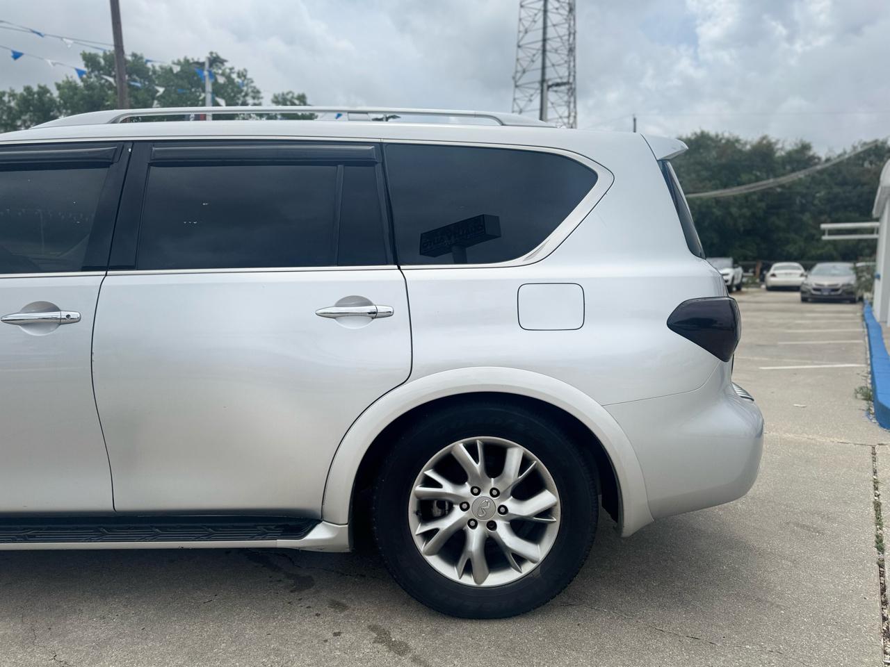 Infiniti QX56 4WD 2013