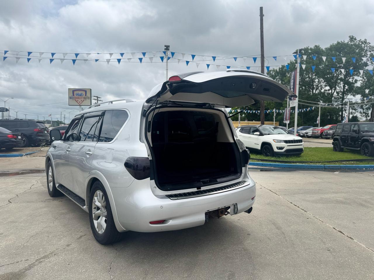Infiniti QX56 4WD 2013