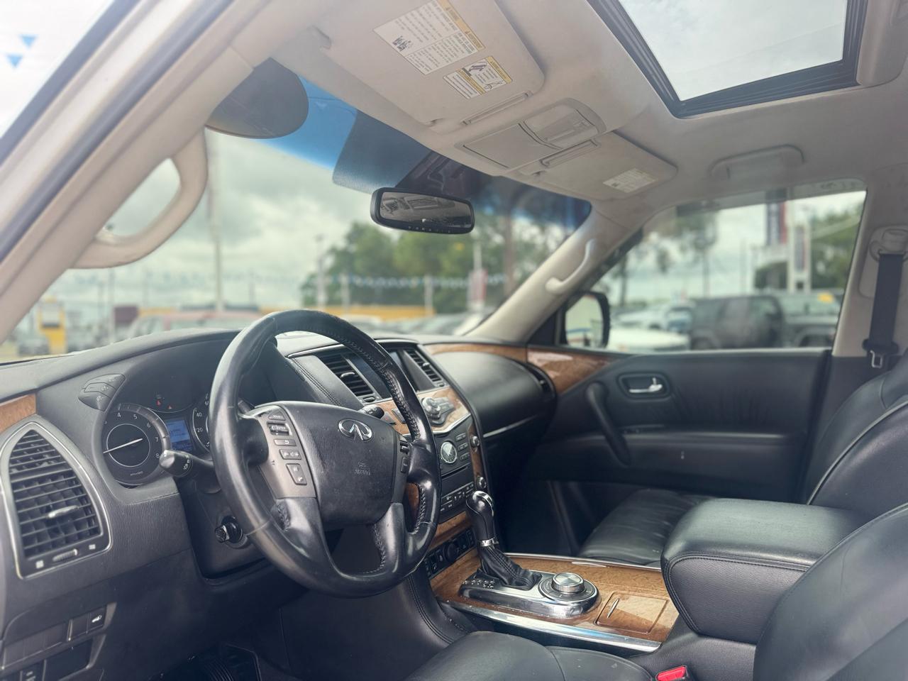 Infiniti QX56 4WD 2013