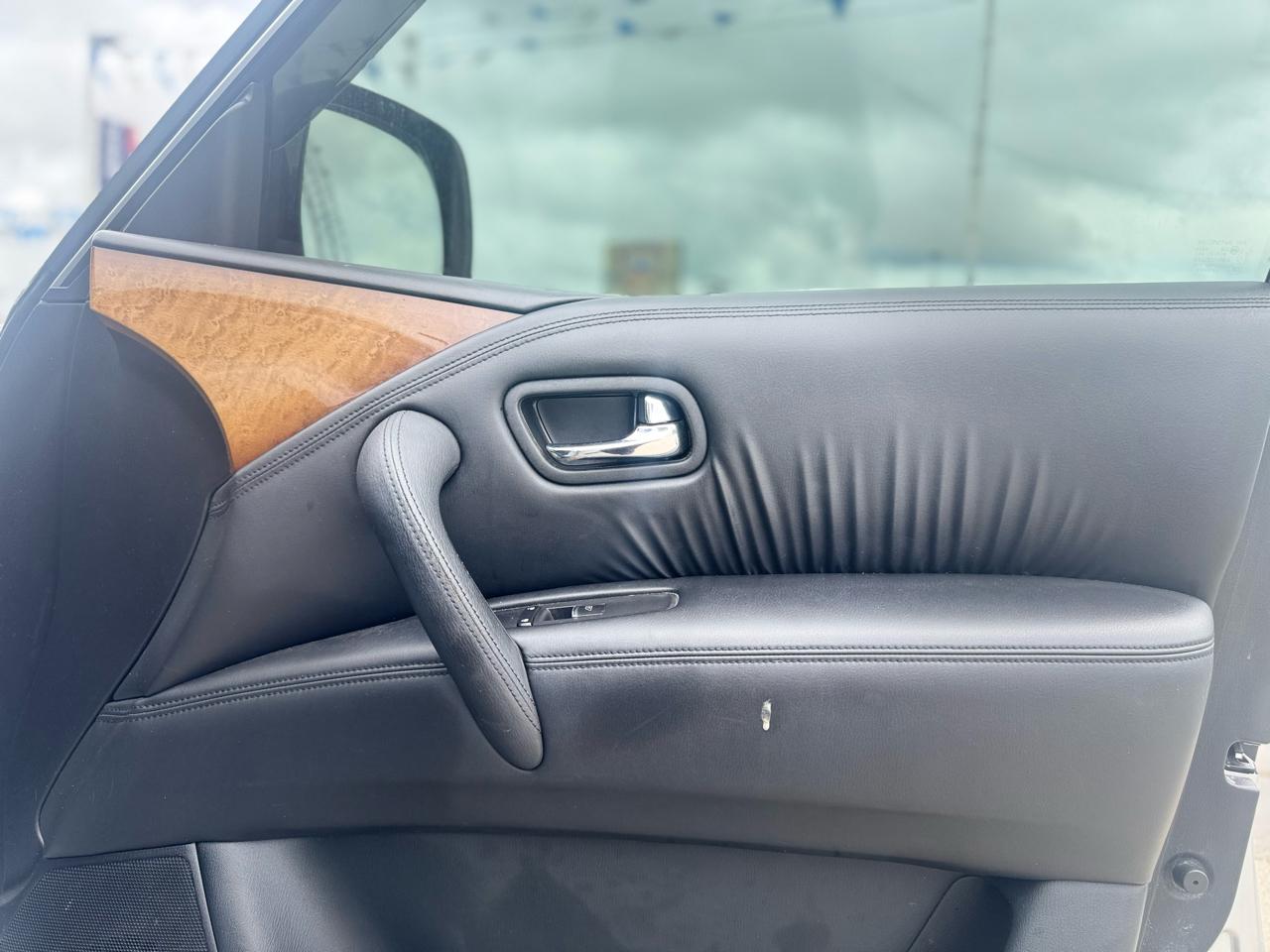 Infiniti QX56 4WD 2013