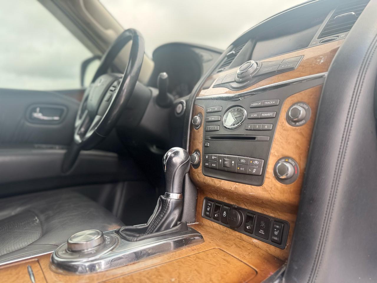 Infiniti QX56 4WD 2013