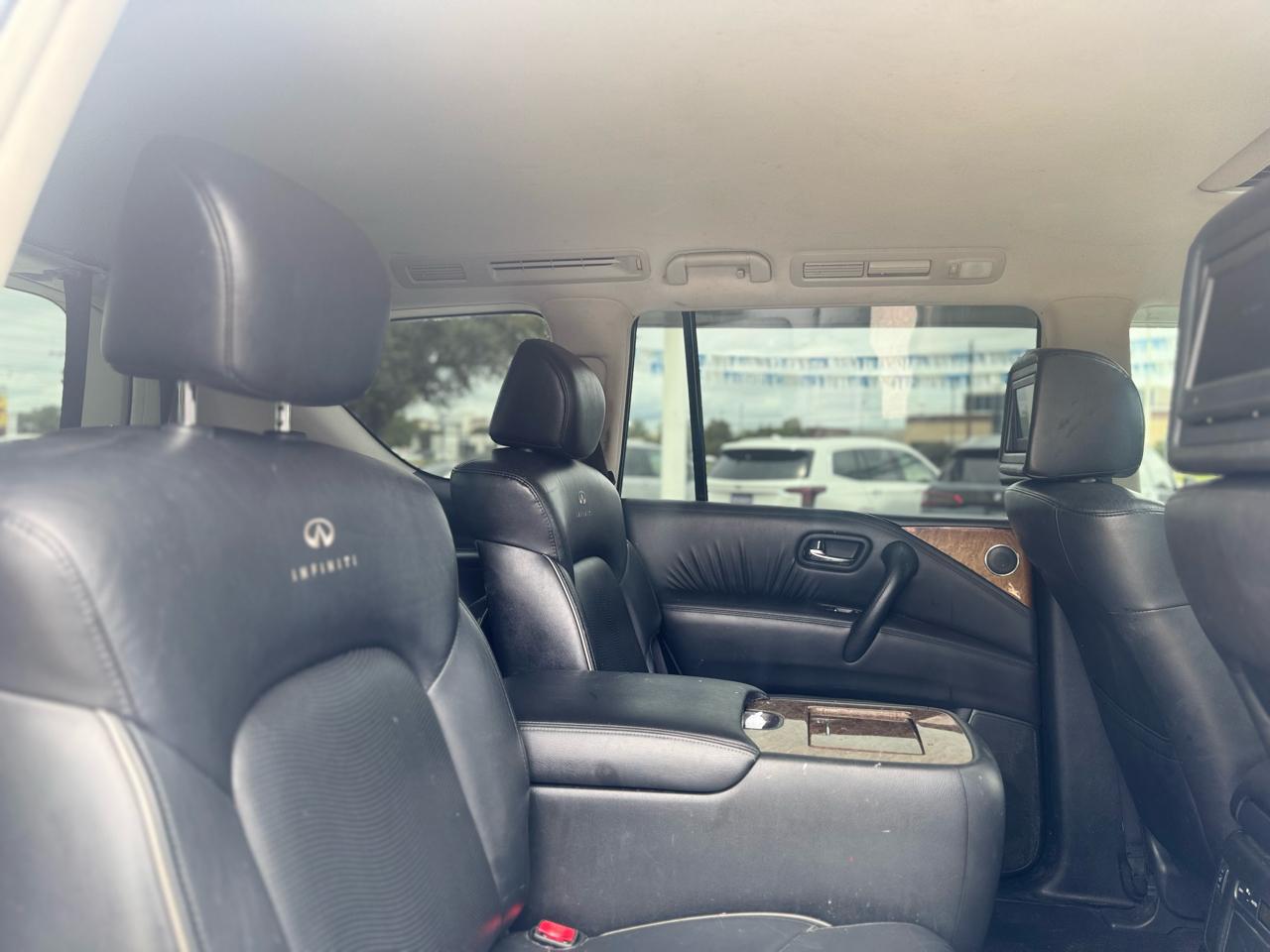 Infiniti QX56 4WD 2013