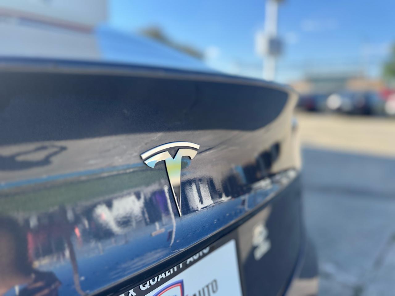 Tesla Model 3 Base 2023