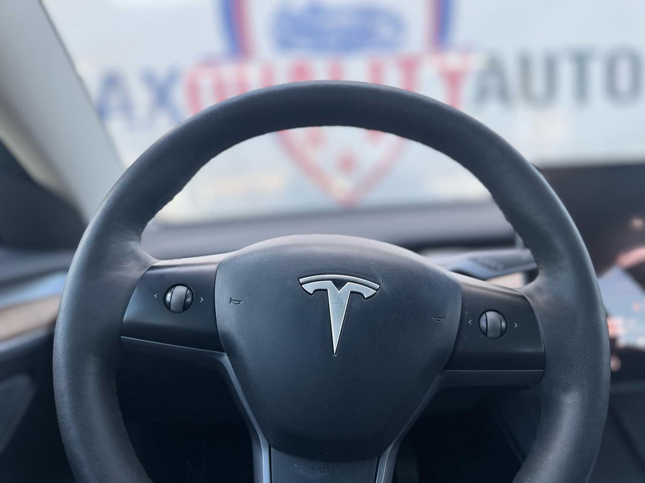 Tesla Model 3 Base 2023