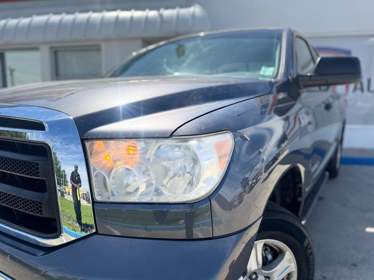 Toyota Tundra Tundra-Grade 5.7L FFV Double Cab 4WD 2012