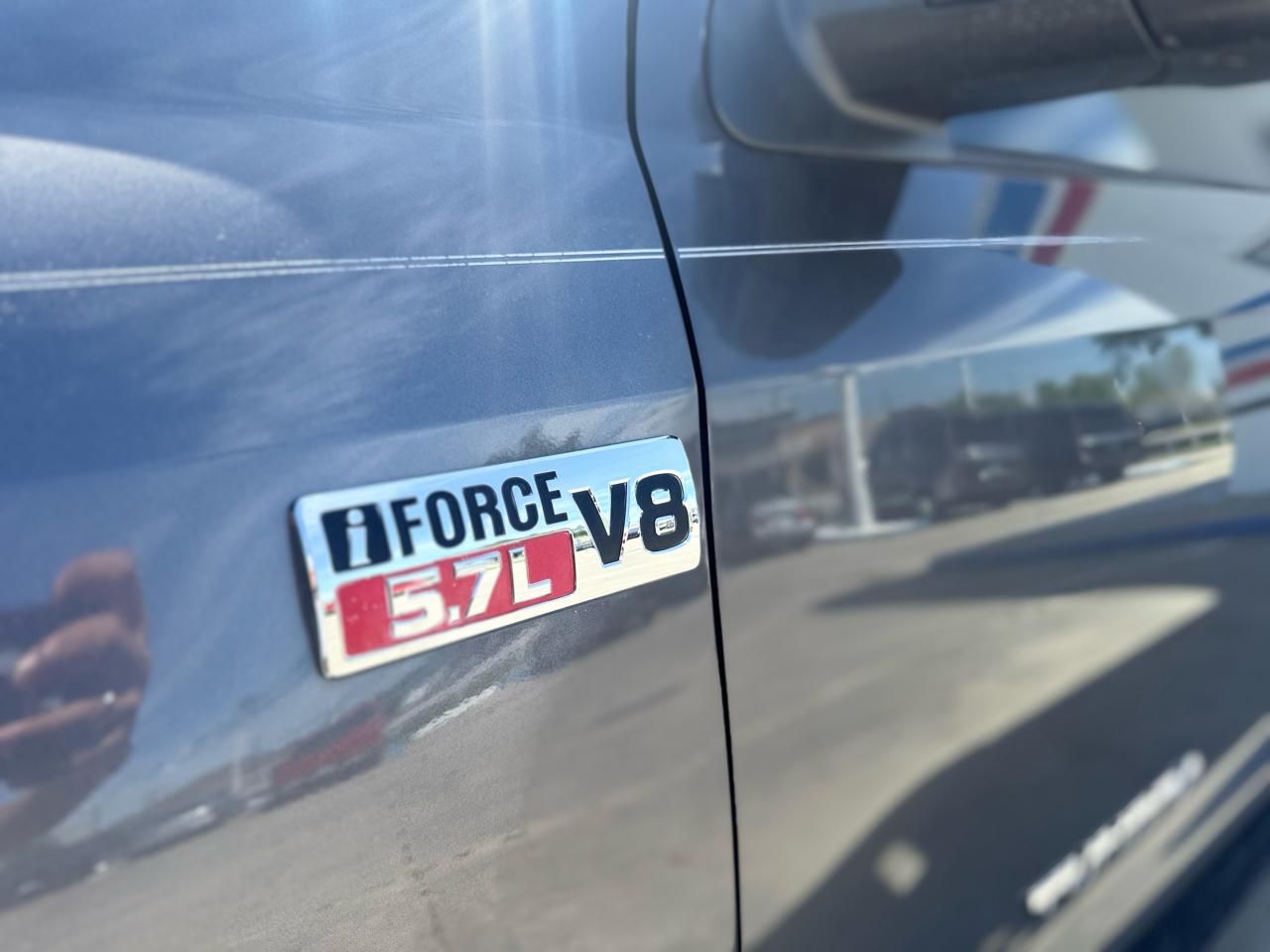 Toyota Tundra Tundra-Grade 5.7L FFV Double Cab 4WD 2012