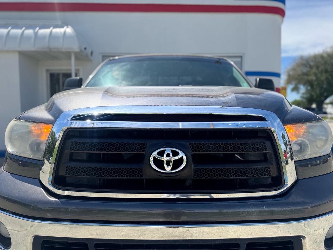 Toyota Tundra Tundra-Grade 5.7L FFV Double Cab 4WD 2012